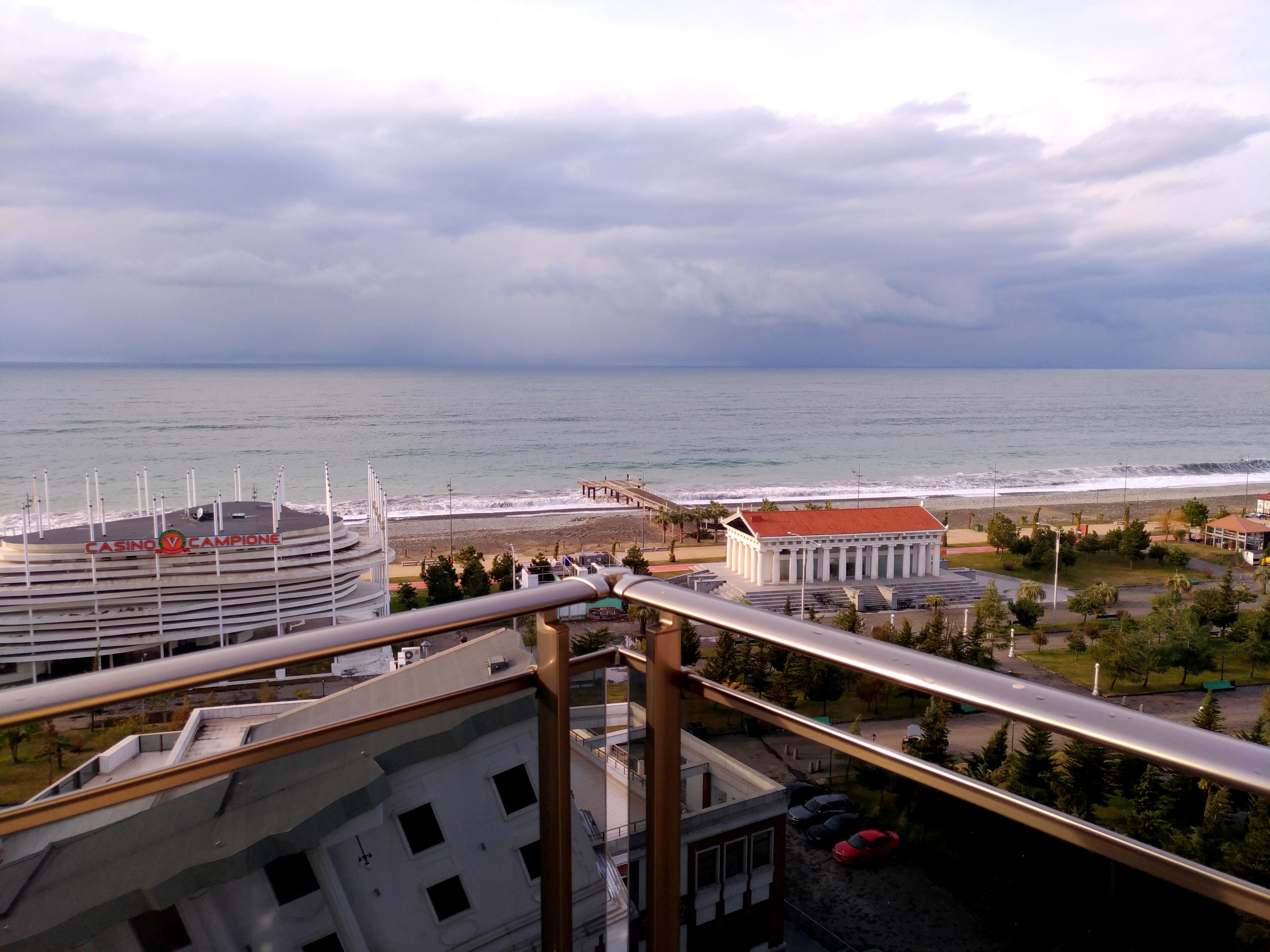 Rock Hotel First Line Batumi Esterno foto
