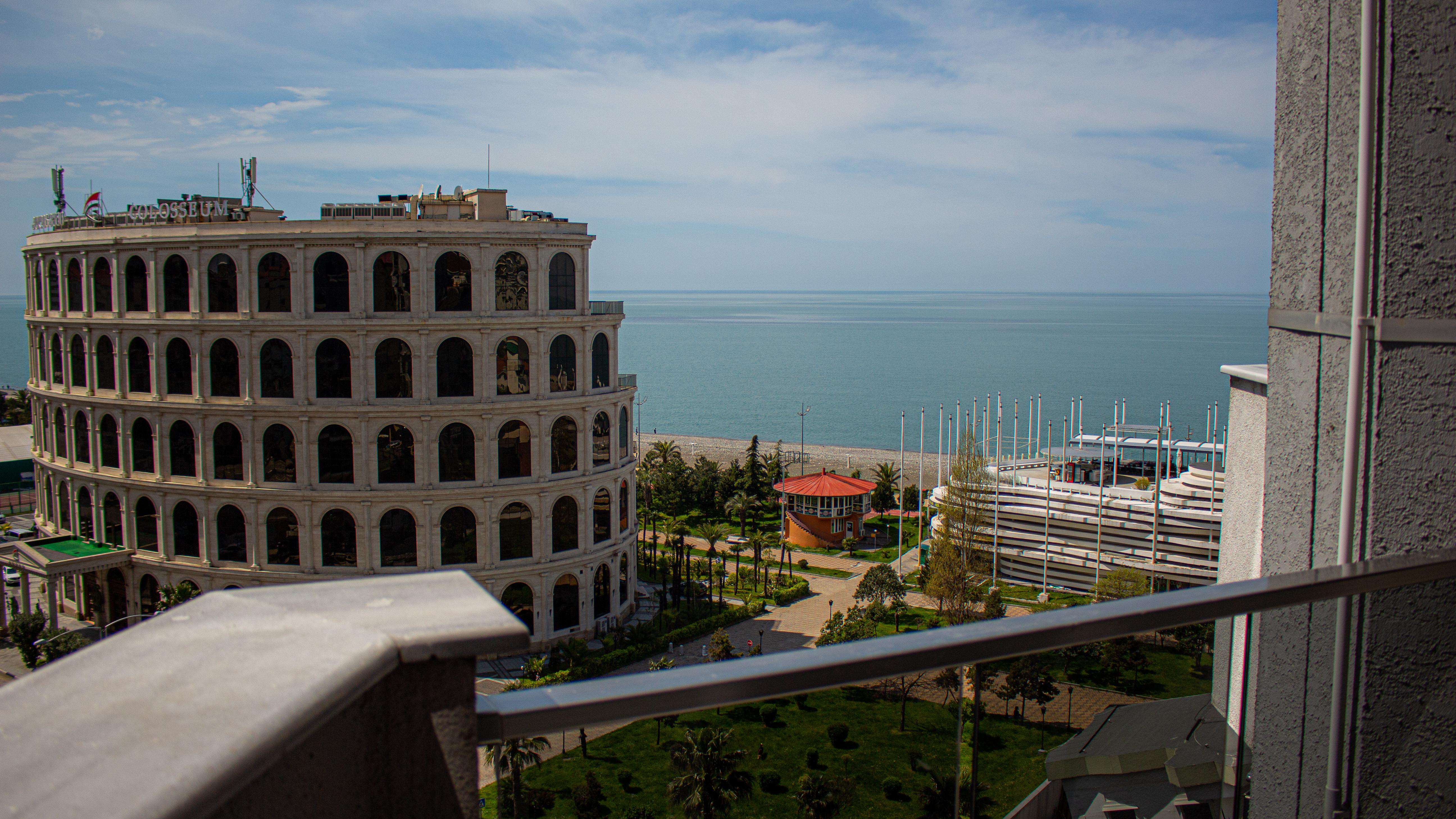 Rock Hotel First Line Batumi Esterno foto