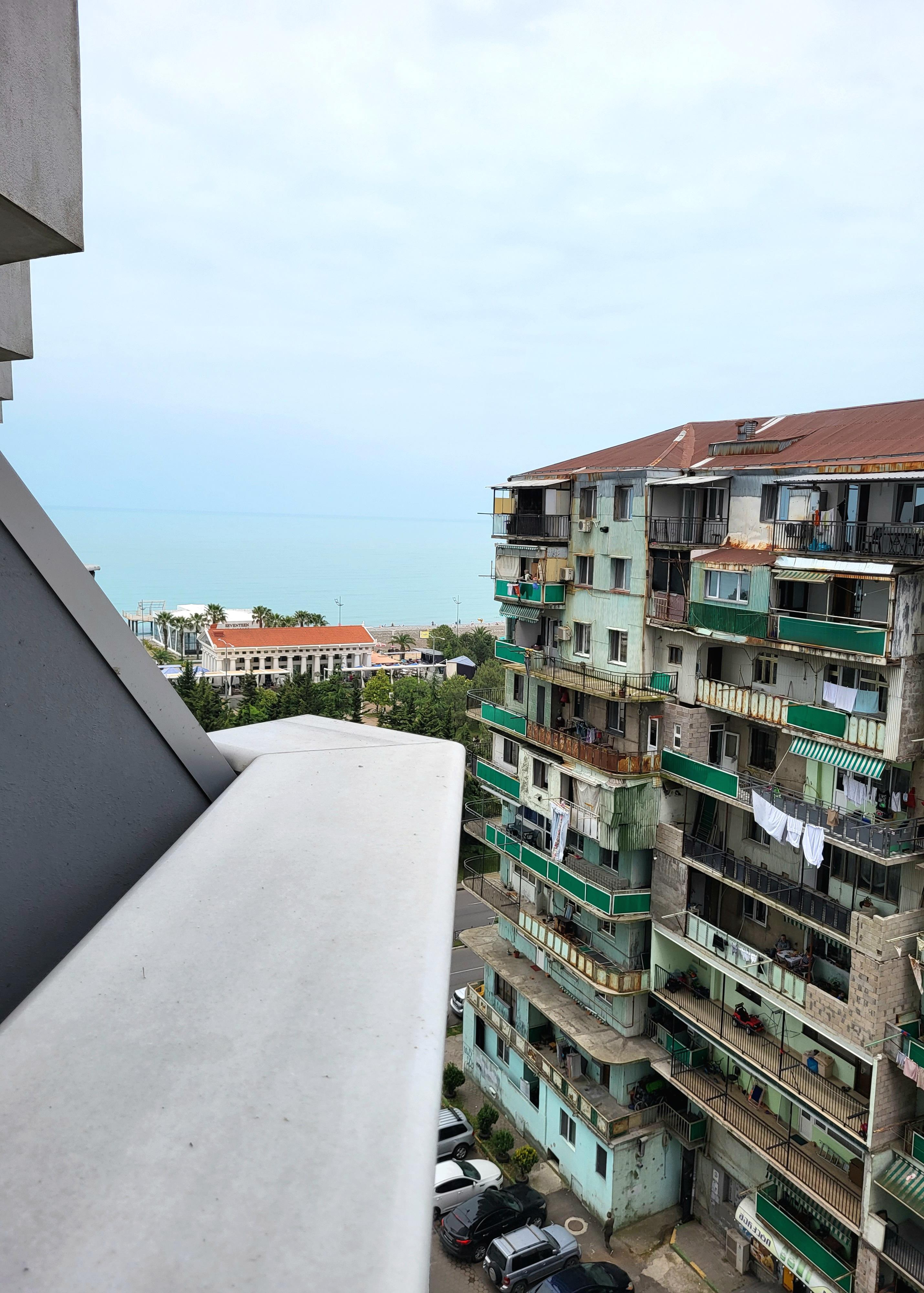 Rock Hotel First Line Batumi Esterno foto