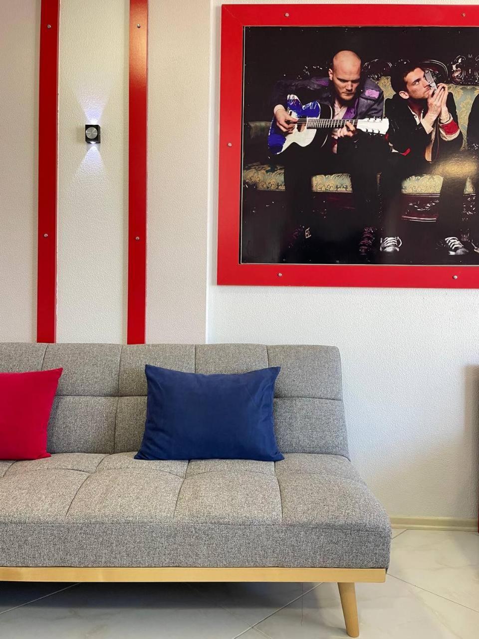 Rock Hotel First Line Batumi Esterno foto