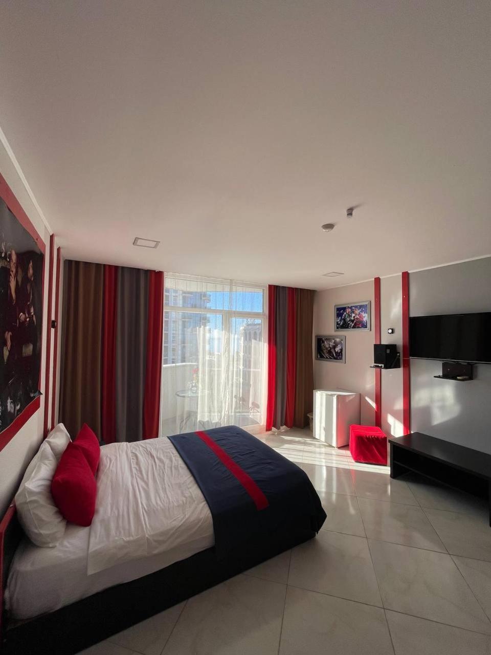 Rock Hotel First Line Batumi Esterno foto