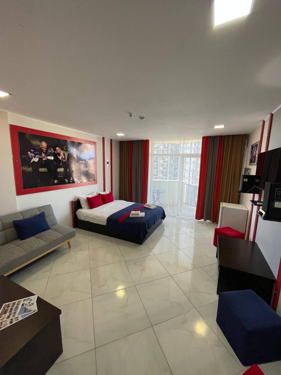 Rock Hotel First Line Batumi Esterno foto